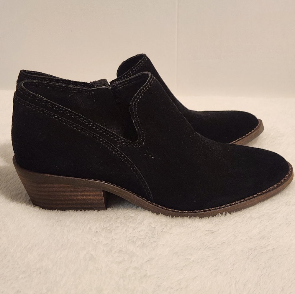 🍀Lucky Brand Feltyn Black Suede Booties Size 5.5 - Picture 3 of 12